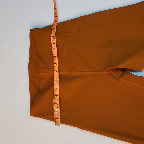 #823 Lululemon Instill leggings size 6 b684. - Picture 2 of 6